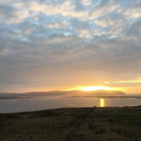 Oran Na Mara, Waternish Villa Hallin Exteriör bild