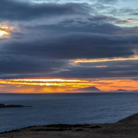 Oran Na Mara, Waternish Villa Hallin Exteriör bild