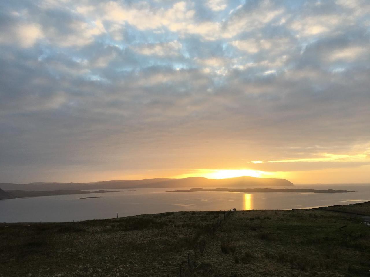 Oran Na Mara, Waternish Villa Hallin Exteriör bild